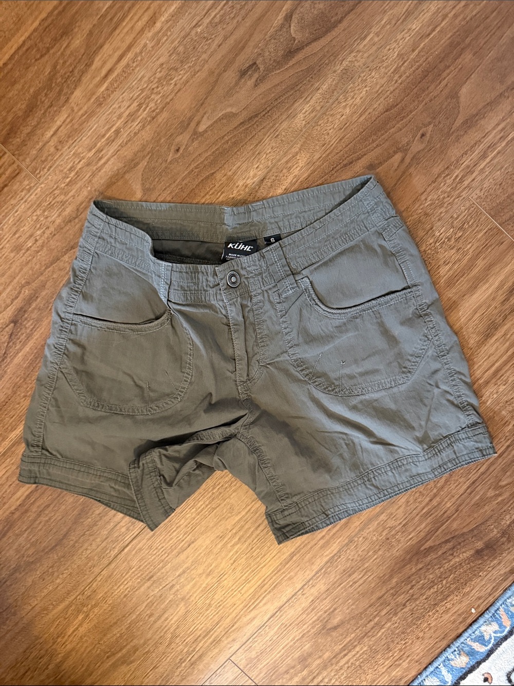 Kuhl Women's Olive Green Utility Shorts